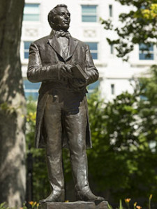Image: Statue of Joseph Smith
