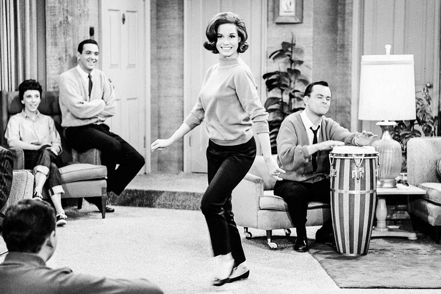 Picture of Mary Tyle Moore as Laura Petrie (wearing pants) on the Dick Van Dyke Show.